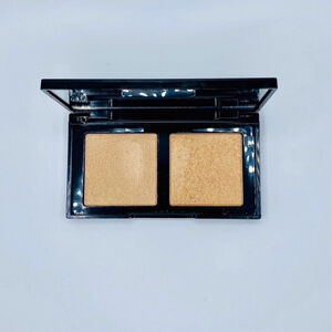 Laura Geller Hi-Def Glow Illuminator Duo Heart of Gold